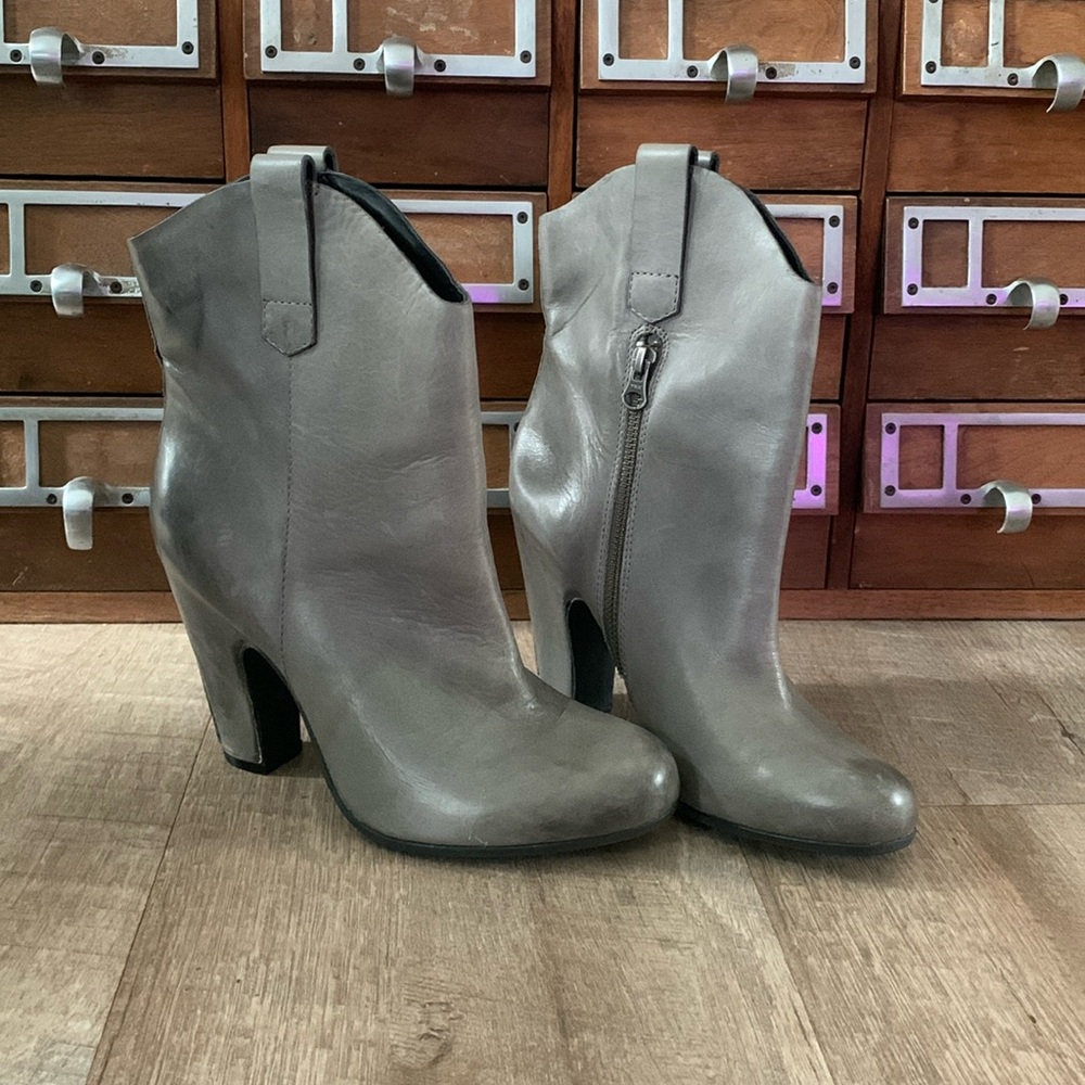 Kork-Ease Lena Western Heel Boot size 9